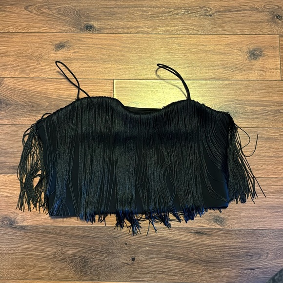 NWT* Dynamite Bare Fringe Crop Top - Picture 4 of 8